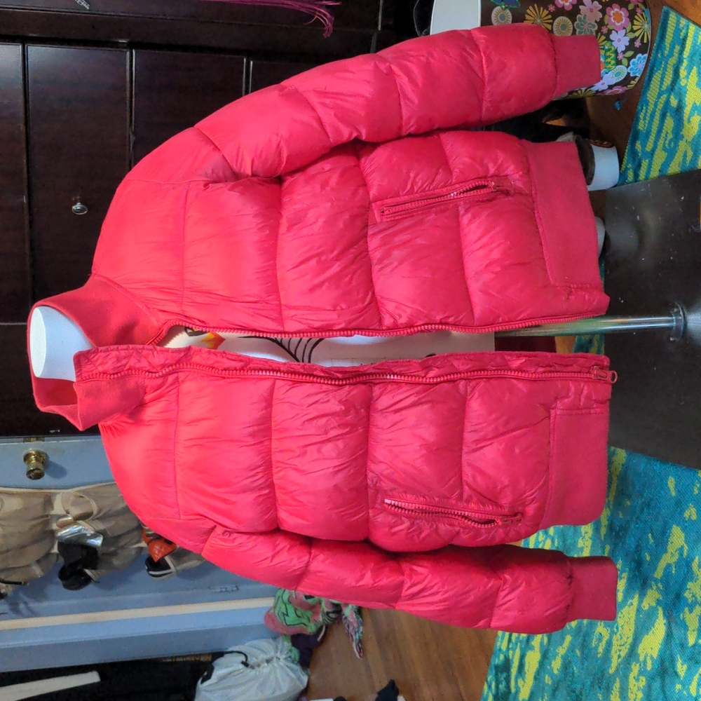 Gap - Super Warm Red Puffer Coat size Large